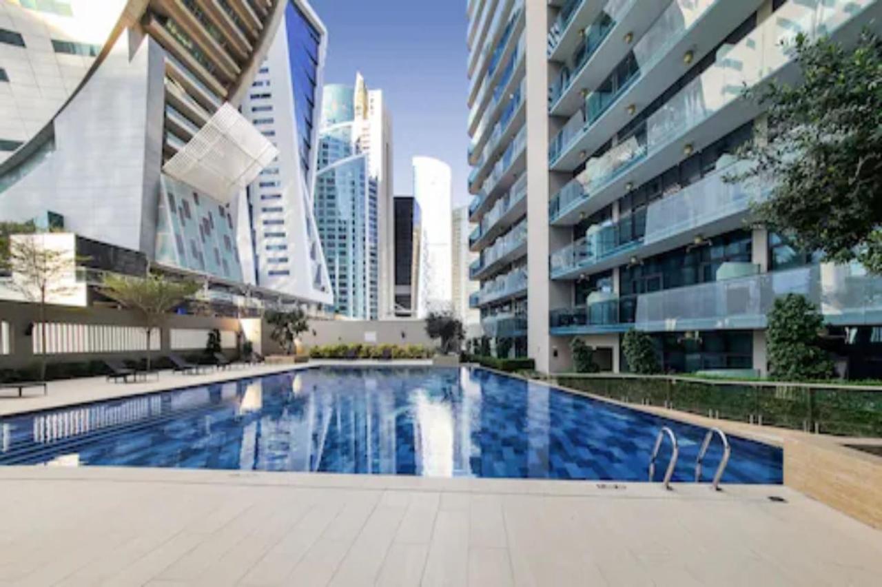 Citihome - 1Br At Merano Tower By Damac Dubaï Extérieur photo